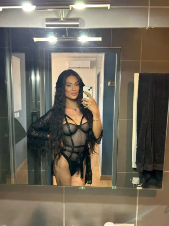 Katharina Byonda — 3 / 12