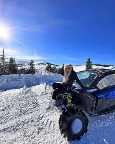 Anyaparty — 8 / 13