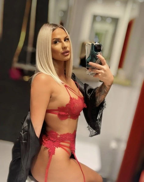 Andreea151 — 3 / 5