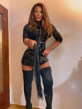 Brandneu TS Mistress Donatella — 4 / 18