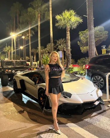 Bella Valentina — 11 / 12