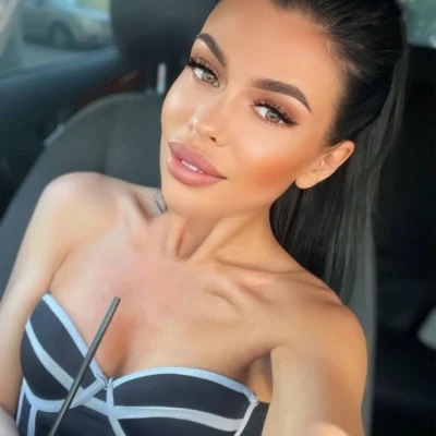 Bella, Escort, Paris