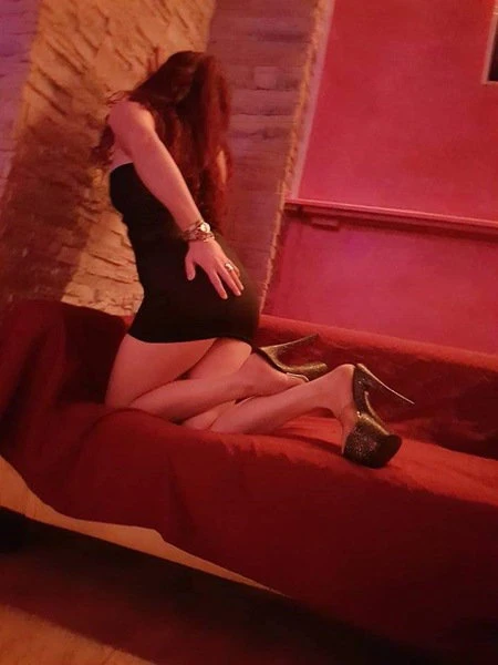 Mona in Villa24 — 7 / 8