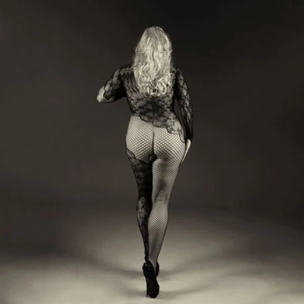Marie Privat — 18 / 24