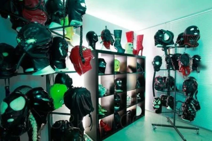 Studio Centric — 20 / 21