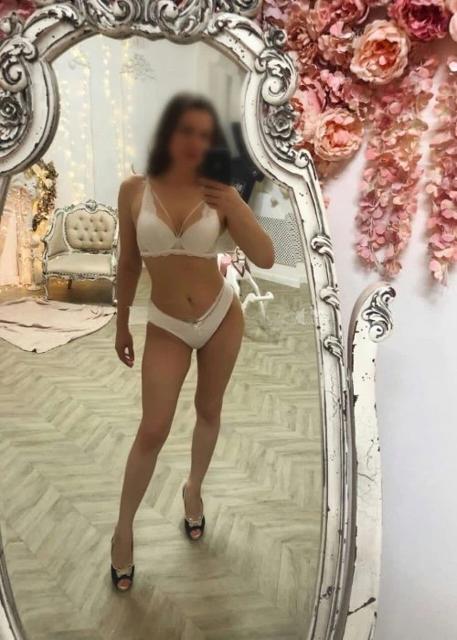 Yaroslava — 4 / 5
