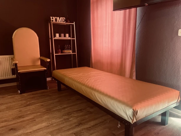 Miss Madison — 7 / 8