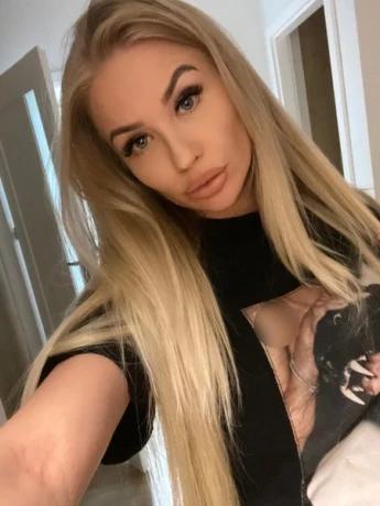 Patricia Aus Polen — 2 / 5