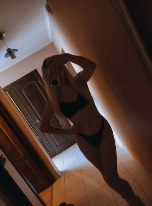 Alina — 2 / 3