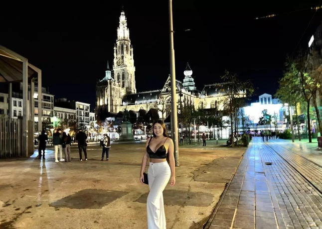 Latina Hot Xiomara — 8 / 18