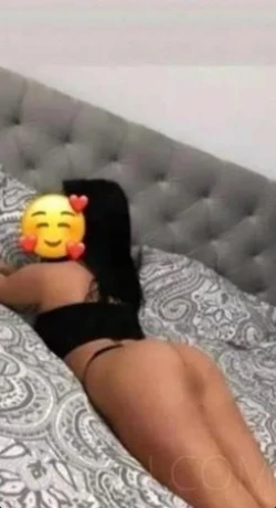 Kiara NEU  Patygirl in der Stadt — 1 / 3