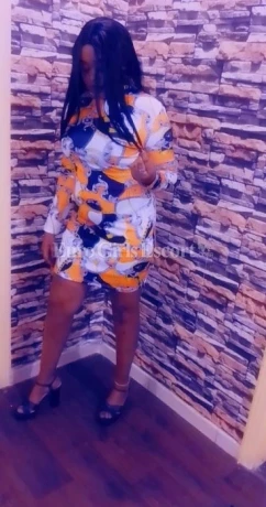 Tiffah Tryra — 2 / 3