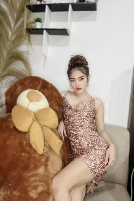 Nada — 4 / 5