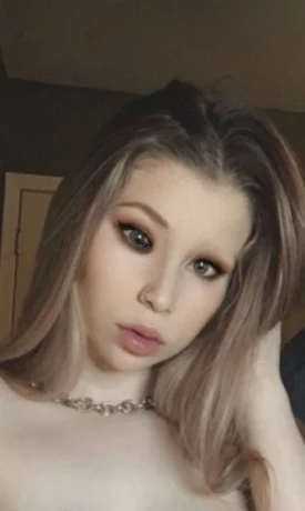 Claudia Gros — 1 / 3