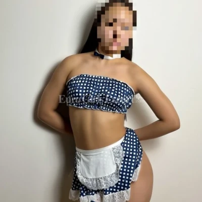 Selena, Escort, Prague