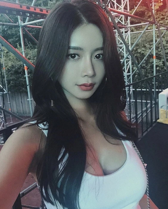 Kyomi — 2 / 5
