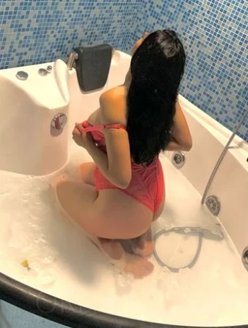 Sexy Anika — 3 / 7