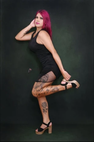 Nicole Leon — 3 / 12