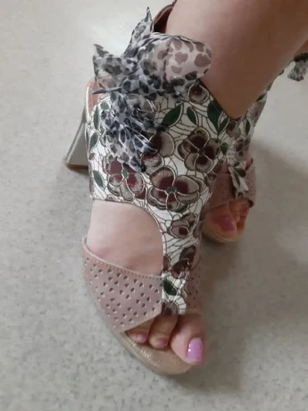 Anja gefühlvolle Massage!!!deutsch &sexy!!! — 1 / 23