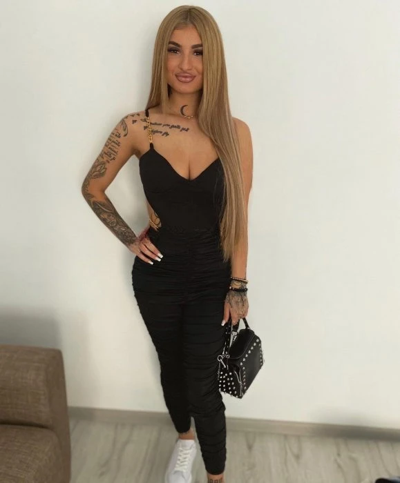 Kim, Escort, Prague