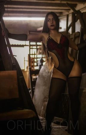 Mia Star — 2 / 6
