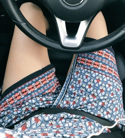 Livia Binova — 2 / 5