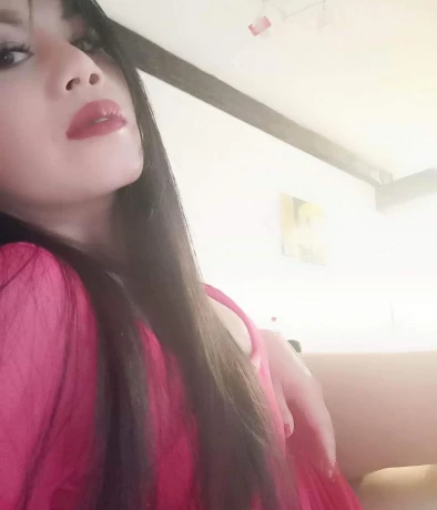 Neue Elegant Und Voller Zaertlichkeit Fuer Sie — 2 / 3