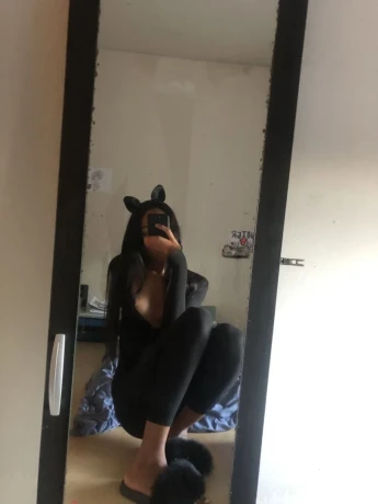 Amber Black — 7 / 12