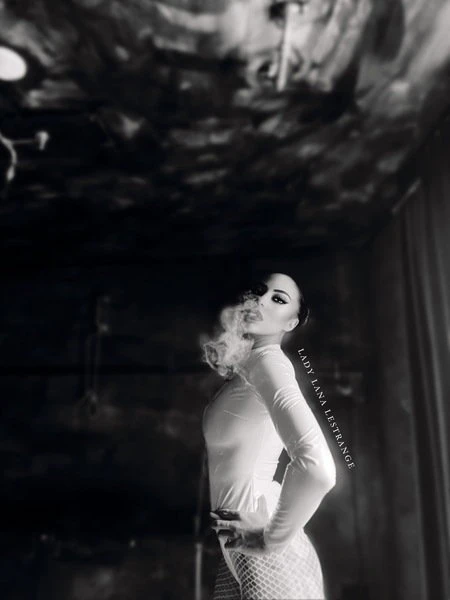 Domina Lady Lestrange — 6 / 10