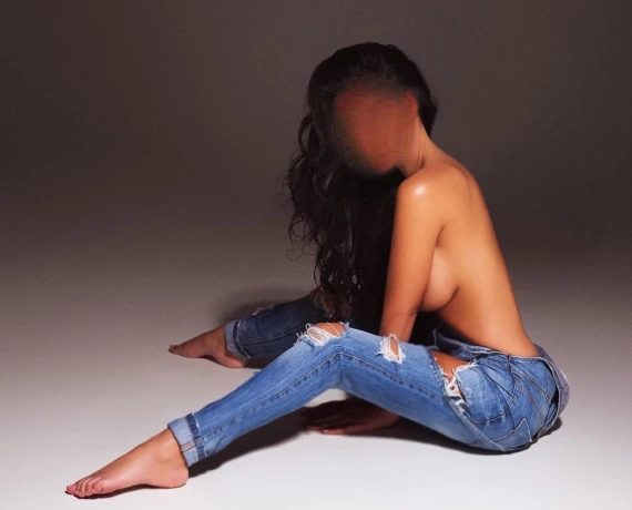 Jennifer119 — 2 / 3