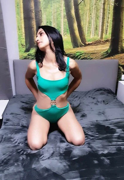 Pamela — 2 / 4