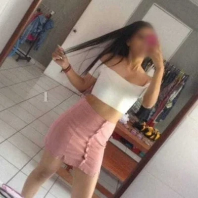 Zarha, Escort, León