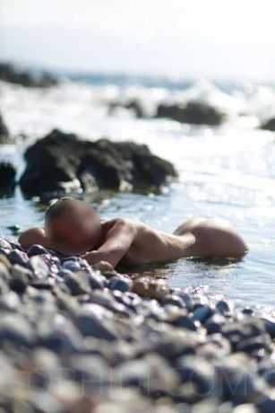 Estelle im Studio Royal — 5 / 6