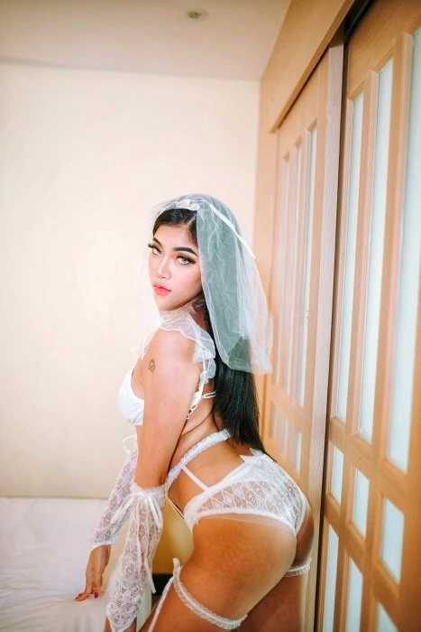 Yarin, Escort, Phuket