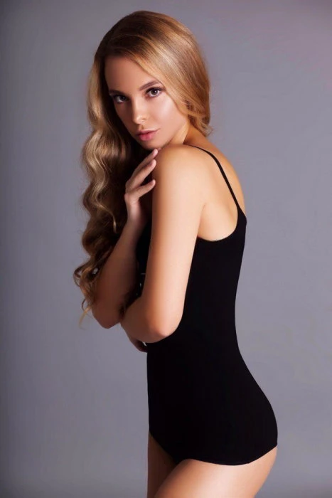 Gaby — 2 / 5