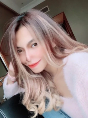 Mey Yasmin — 2 / 3