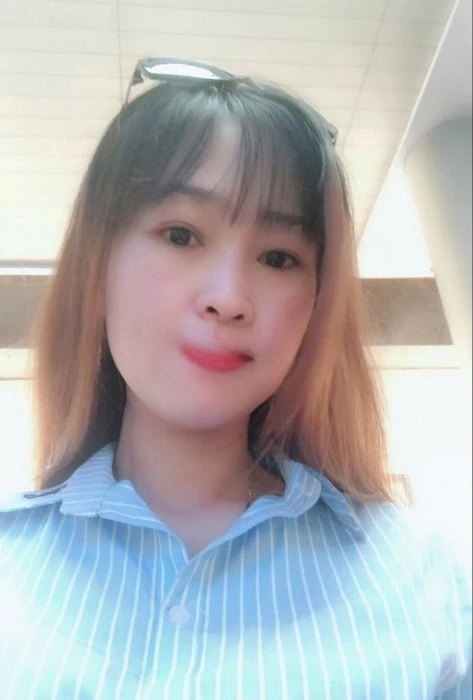 Lisa — 2 / 3