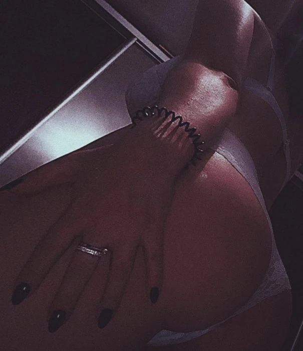 Eva — 7 / 8