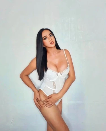 Cristah At Sg — 2 / 6