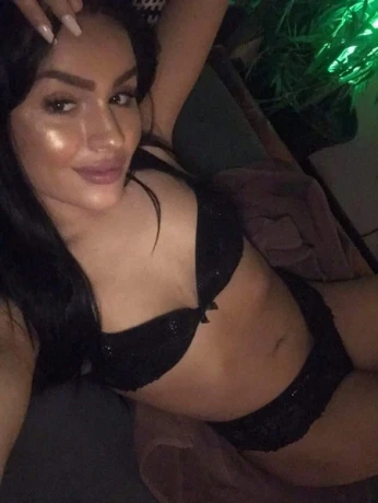 Rebeca Party Girl18 247 Qualitative Service — 2 / 4