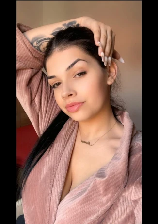 Sara Exclusive Beauty — 1 / 5