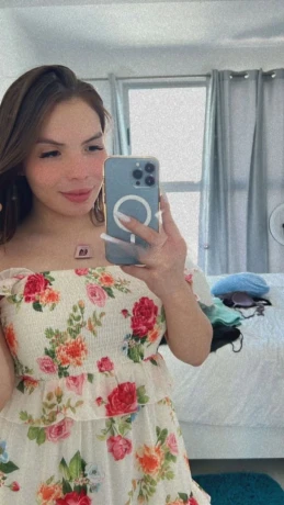 Daniella Camarena — 11 / 12