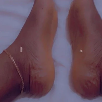 Chanda, Escort, Abu Dhabi