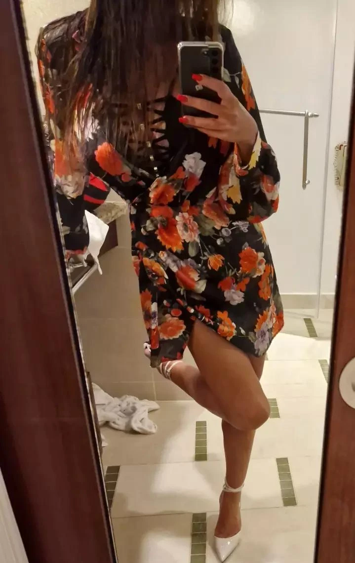 Amber Vip Live Hot — 20 / 30