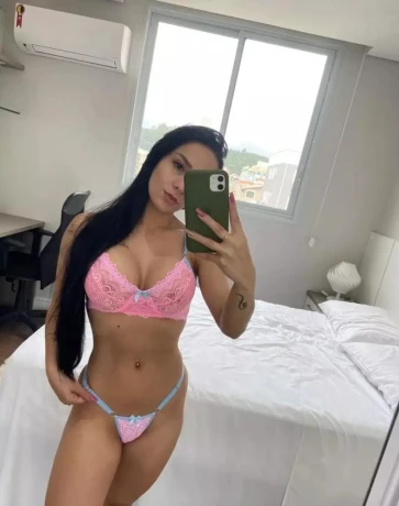 Hot Video Call — 3 / 9