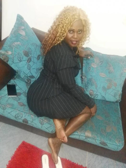 Sara Blessings, Escort, Beirut