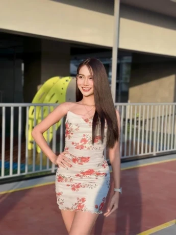 Ladyboy Mina — 9 / 13