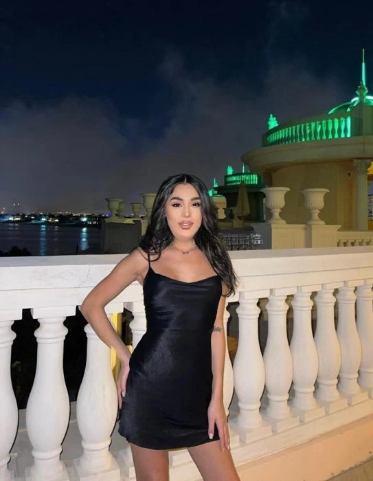 Ladyboy Leya — 3 / 12