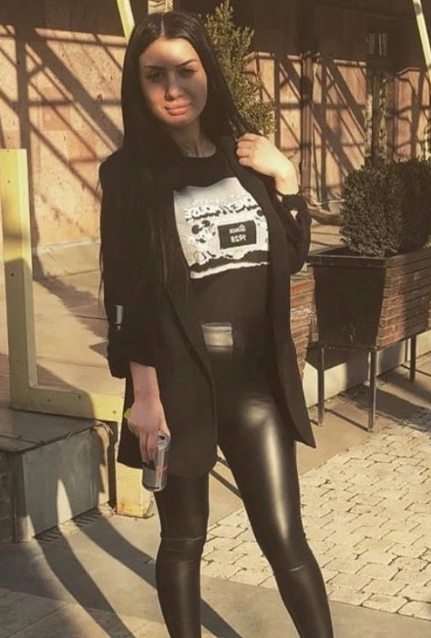Tina, Escort, Ijevan