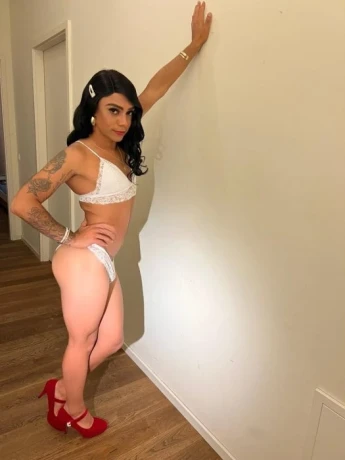 Clohe Party — 2 / 6